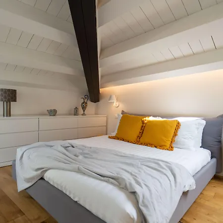 Elios Ortigia شقة *